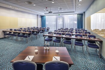 Courtyard By Marriott Prague City