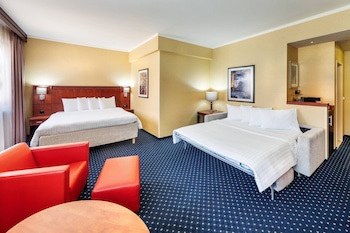 Courtyard By Marriott Prague City