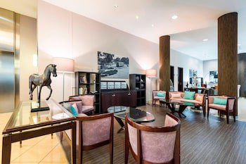 Courtyard By Marriott Prague City