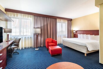 Courtyard By Marriott Prague City