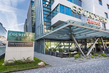 Courtyard By Marriott Prague City