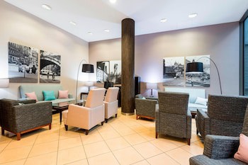 Courtyard By Marriott Prague City