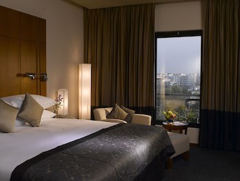 Radisson Blu Dhaka Water Garden