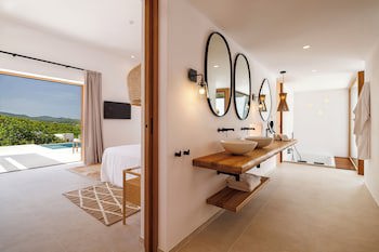 Can Lluc Boutique Hotel & Luxury Villas