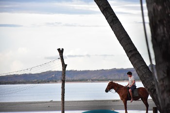 Club Fiji Resort