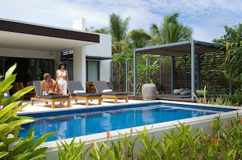 Hilton Fiji Beach Resort And Spa