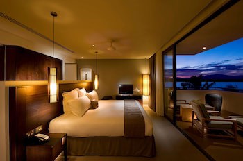 Hilton Fiji Beach Resort And Spa