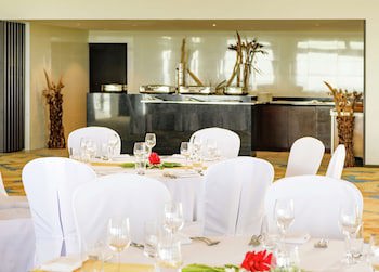 Hilton Fiji Beach Resort And Spa