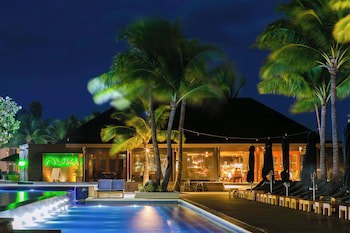 Hilton Fiji Beach Resort And Spa