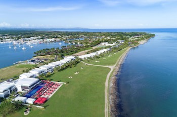 Hilton Fiji Beach Resort And Spa