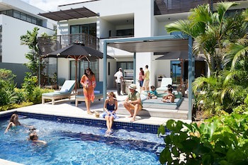 Hilton Fiji Beach Resort And Spa