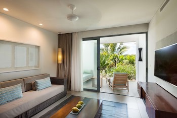 Hilton Fiji Beach Resort And Spa