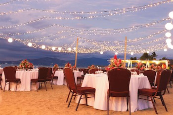 Hilton Fiji Beach Resort And Spa