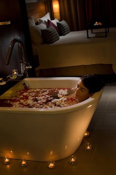 Hilton Fiji Beach Resort And Spa