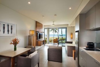 Hilton Fiji Beach Resort And Spa