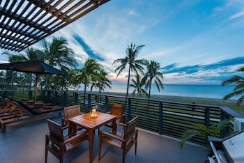 Hilton Fiji Beach Resort And Spa