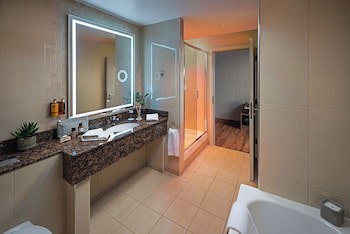 Carlton Hotel Dublin Airport Hotel
