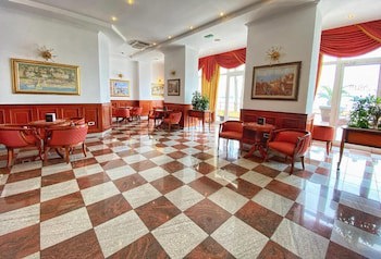 Hotel Savoy