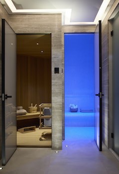 Dusit Suites Athens