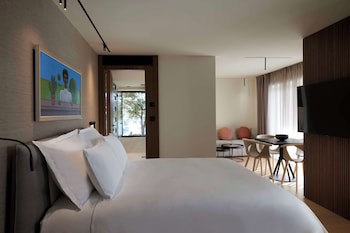 Dusit Suites Athens