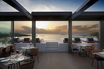 Dusit Suites Athens