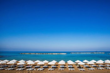 Venus Beach Hotel fotoğrafı