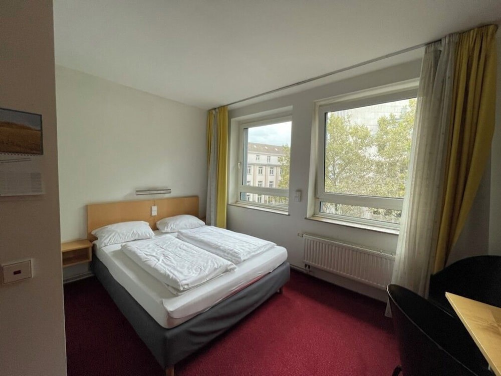 CVJM Dusseldorf Hotel & Tagung