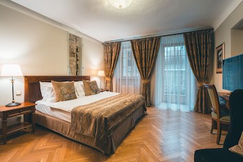 Appia Hotel Residences
