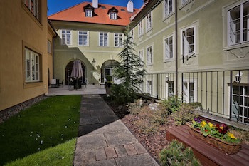 Appia Hotel Residences
