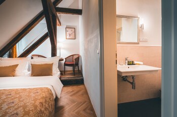 Appia Hotel Residences