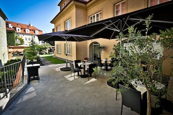 Appia Hotel Residences