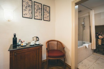 Appia Hotel Residences