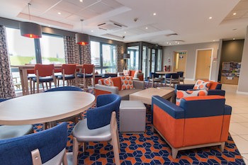 Holiday Inn Express Dunfermline, An Ihg Hotel