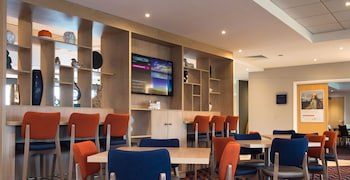 Holiday Inn Express Dunfermline, An Ihg Hotel