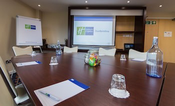 Holiday Inn Express Dunfermline, An Ihg Hotel