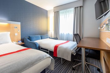 Holiday Inn Express Dunfermline, An Ihg Hotel