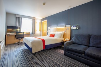 Holiday Inn Express Dunfermline, An Ihg Hotel