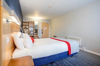 Holiday Inn Express Dunfermline, An Ihg Hotel