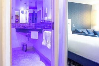 Holiday Inn Express Dunfermline, An Ihg Hotel