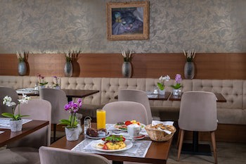 Charm Hotel Budapest  (Formerly Boutique Hotel Budapest)