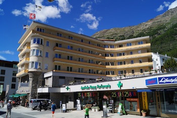 Schweizerhof Pontresina