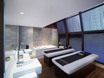 Traders Hotel Kuala Lumpur