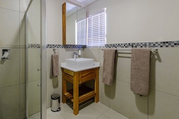 Kiara Lodge