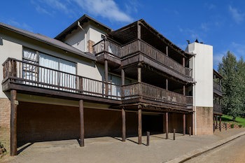 Kiara Lodge