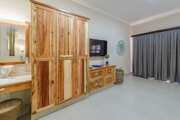Kiara Lodge