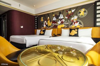Disney's Hollywood Hotel