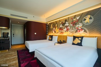 Disney's Hollywood Hotel