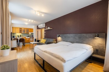 Ea Aparthotel Melantrich