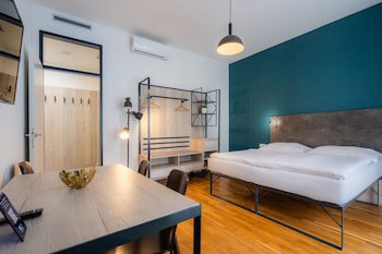 Ea Aparthotel Melantrich