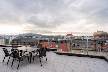 Ea Aparthotel Melantrich